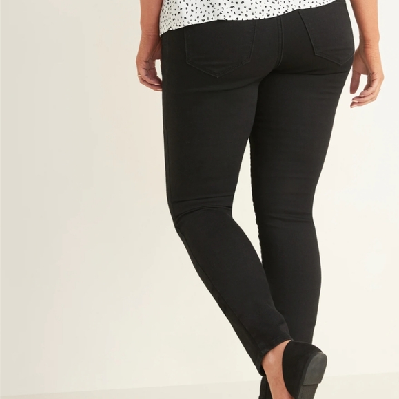 Old Navy Maternity Black Skinny Jeans - Picture 4 of 12